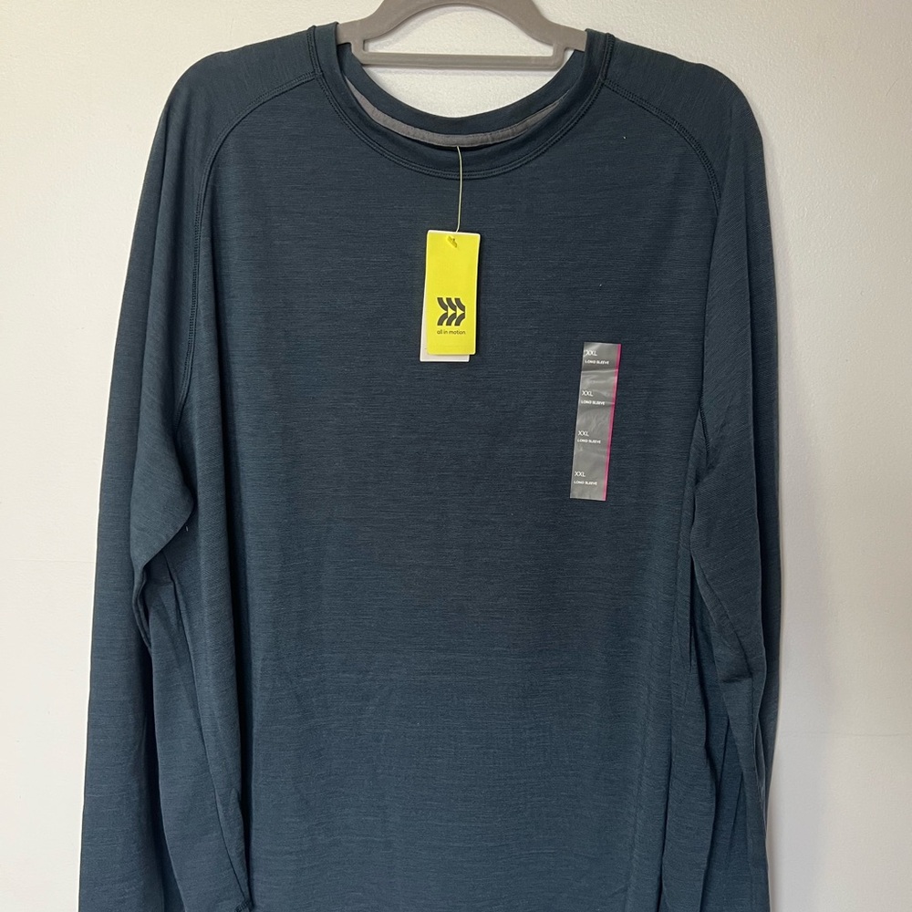 Men's Long-Sleeve Performance Shirt
